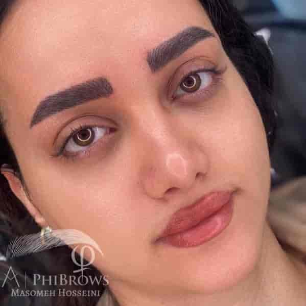 سالن زیبایی آیناز میکروپیگمنتیشن